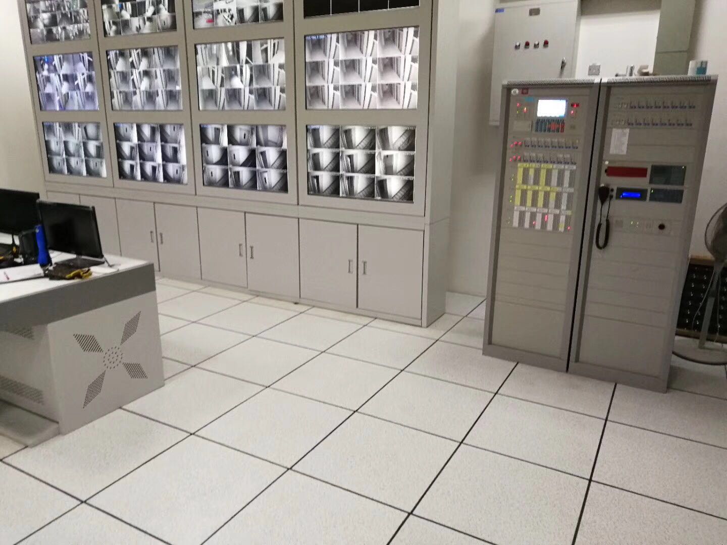 UPS不间断电源